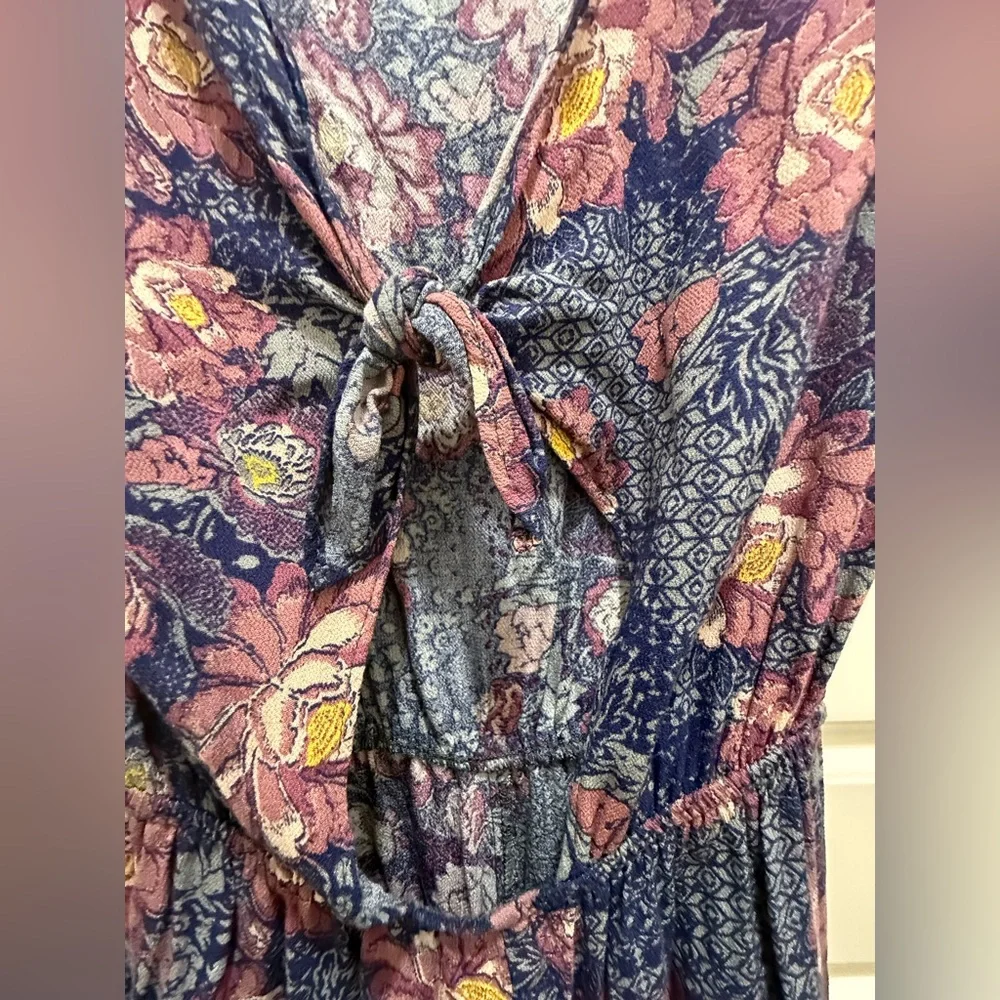 Kendall + Kylie Floral Tie Front Romper. Size XS.